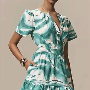 Elegant Green Patterned Dress